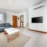 Дом отдыха Lanzarote 2 - Private Pool, Air-con And Bbq By Lanzarote