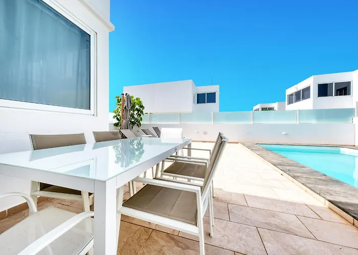 Lanzarote 2 - Private Pool, Air-con And Bbq By Lanzarote Playa Blanca (Lanzarote)