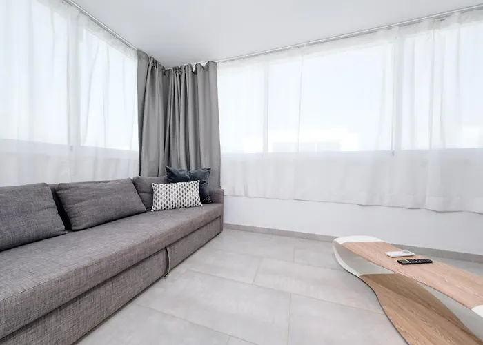 Lanzarote 2 - Private Pool, Air-con And Bbq By Lanzarote Semesterbostad