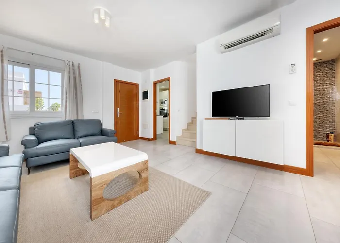 Tatil Evi Lanzarote 2 - Private Pool, Air-con And Bbq By Lanzarote